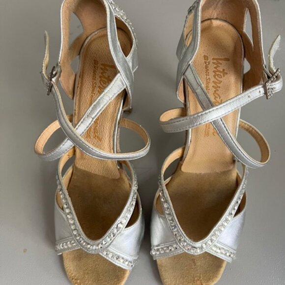 Latin/Rythm Dance Shoes Size 8.5 , Swarovski heels - Picture 4 of 5